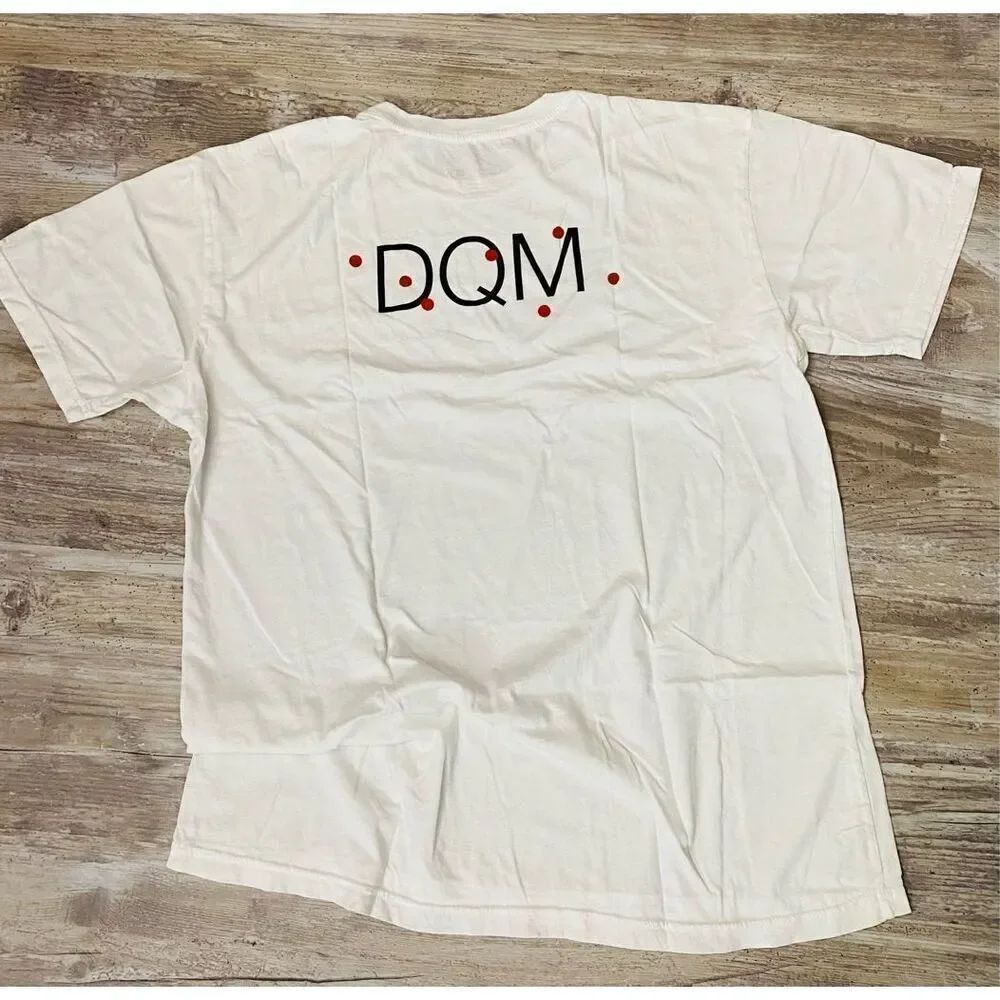 DQM Mens T-shirt Size XL